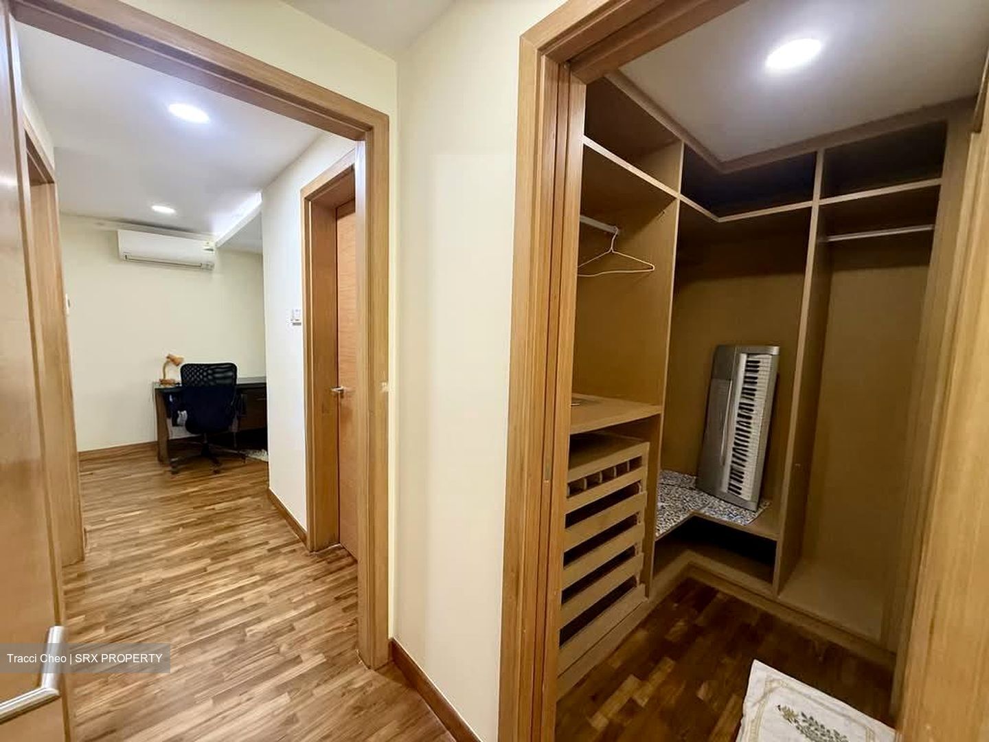 Savannah Condopark (D18), Condominium #588851381